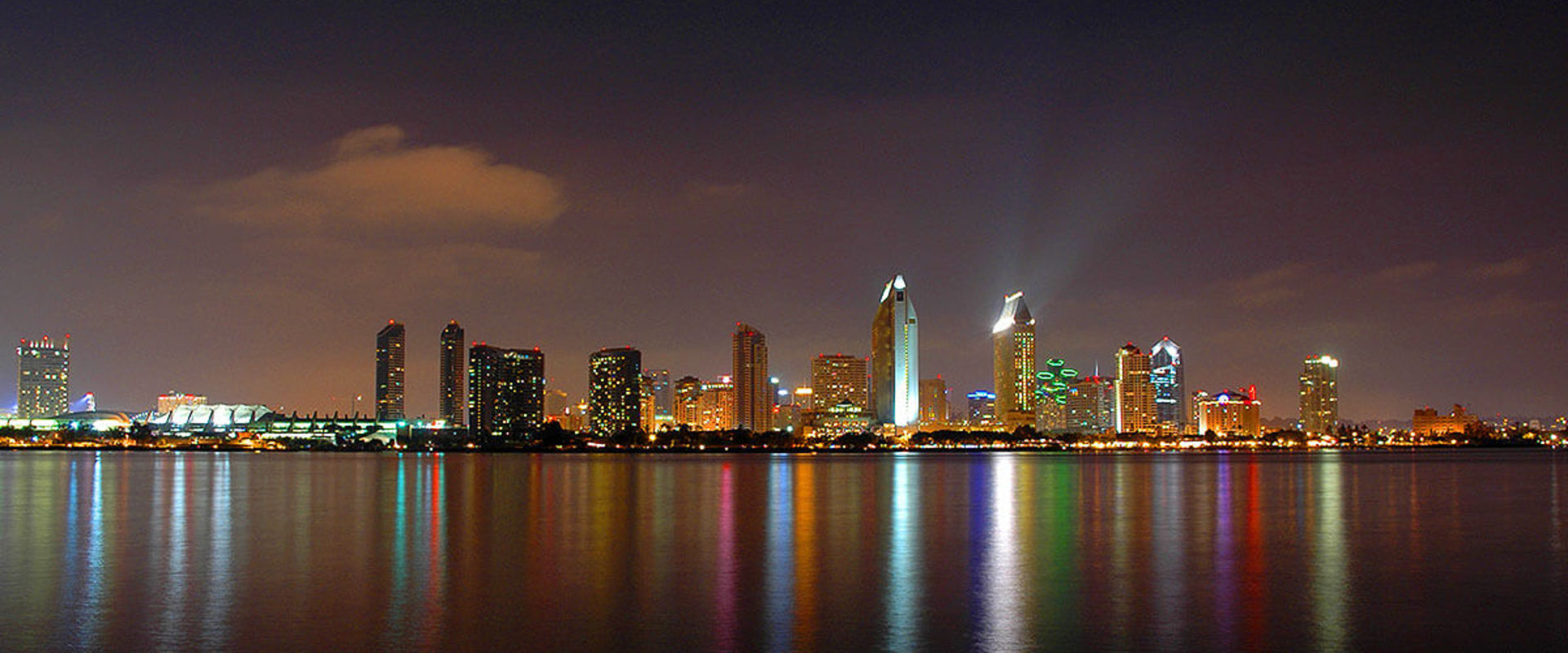 What is open in san diego after 10pm?